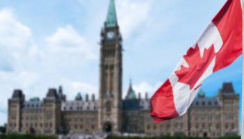 Le Canada impose de nouvelles restrictions et listes dimportationexportation a